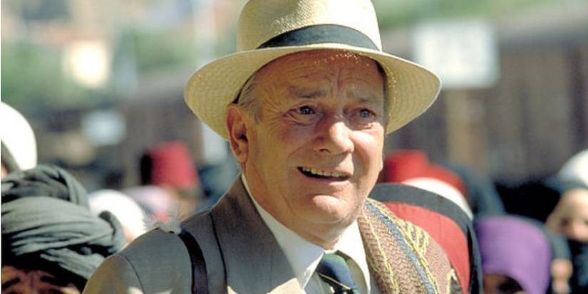 marcus brody in a hat