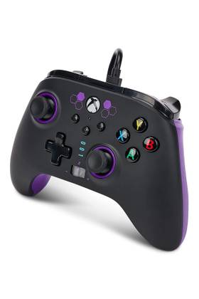 powera-enhanced-wired-5-best-xbox-controllers-gamerant
