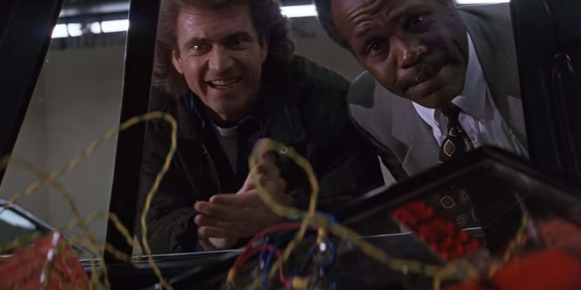 riggs and murtaugh with a bomb