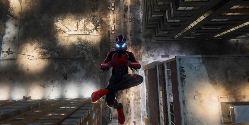 Spider-Man Miles Morales Phone Trick- Check It Dive