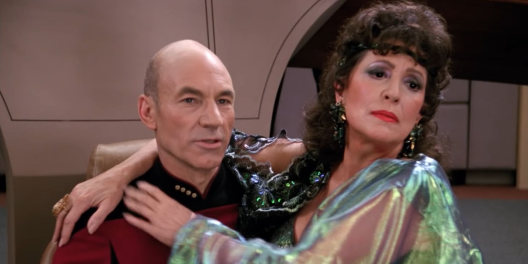 Star Trek: Lwaxana and picard