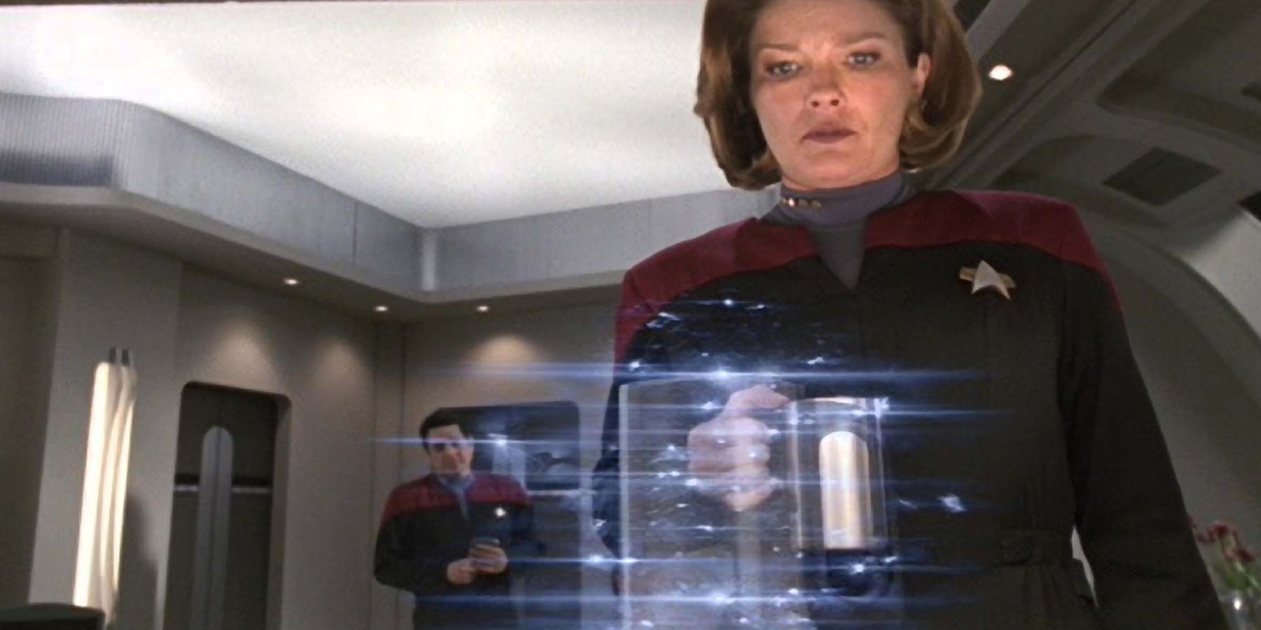 Janeway using a replicator
