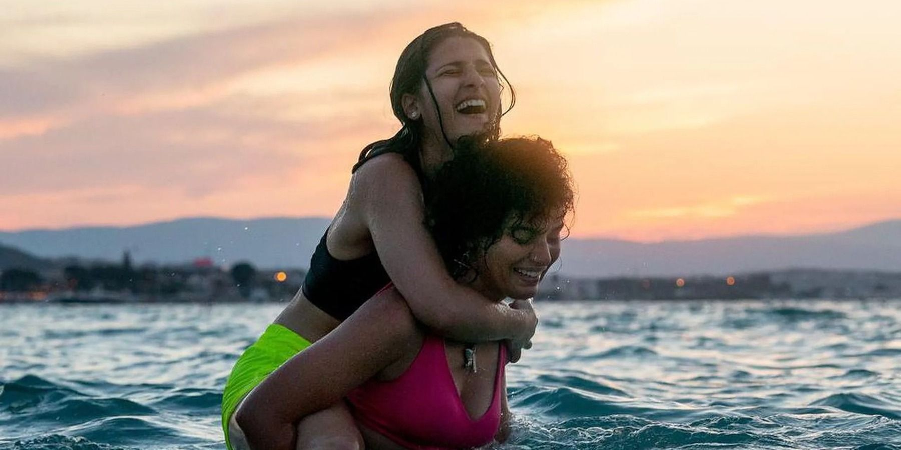 Nathalie Issa and Manal Issa in The Swimmers poster