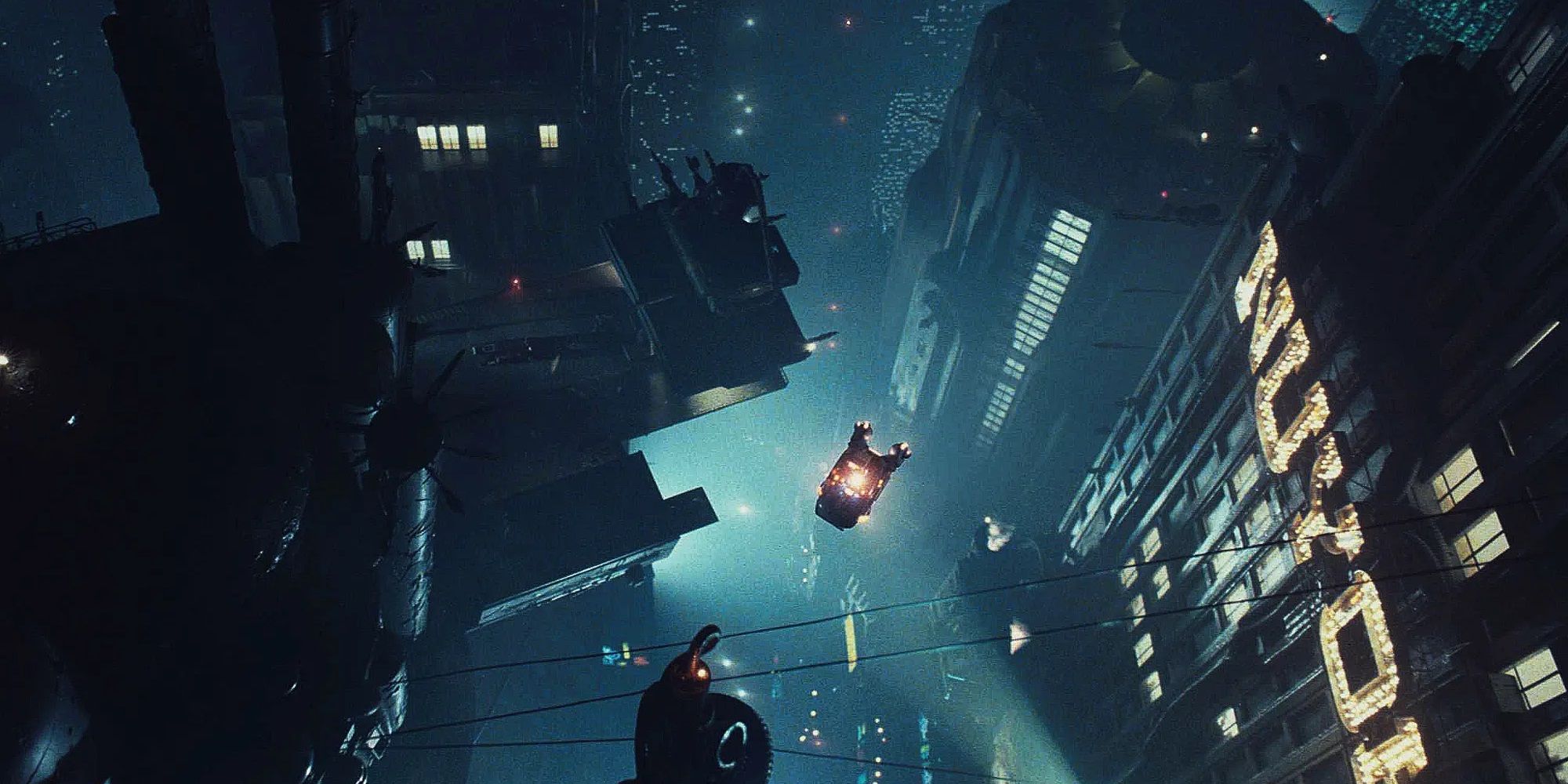 The_skyline_of_futuristic_LA_in_Blade_Runner