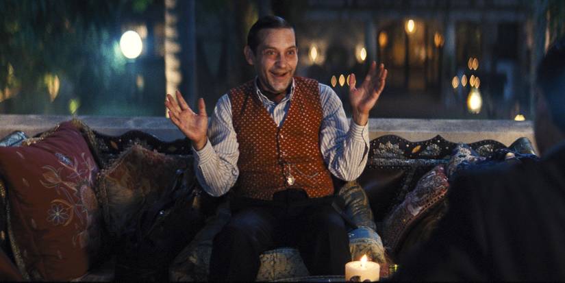 Tobey_Maguire_in_a_waistcoat_in_Babylon