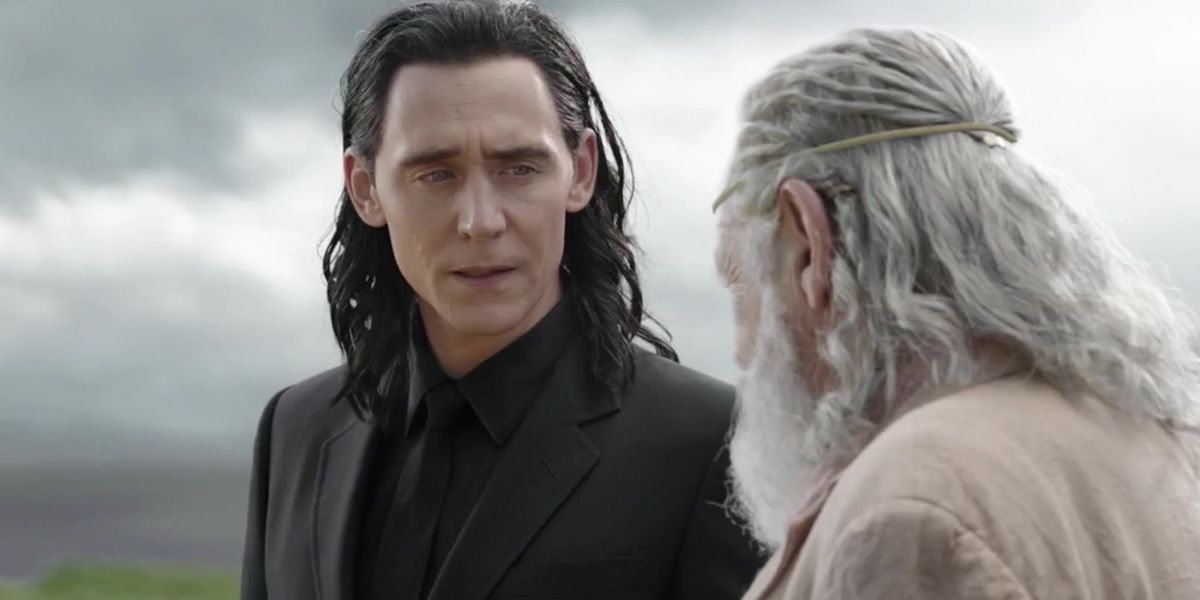 Loki, God of Mischief with his father, Odin in Thor Ragnarok