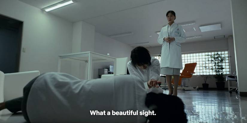 Netflix Alice In Borderland Tearjerkers Arisu Season 2 episode 8 Queen of Hearts Arisu and Usagi