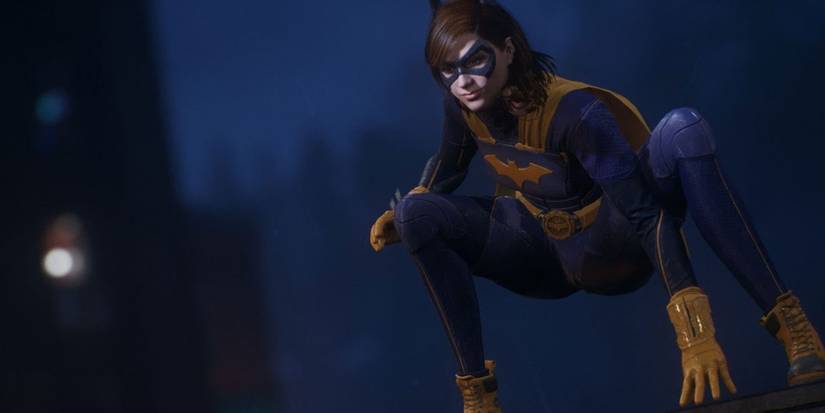 Batgirl preparing for combat