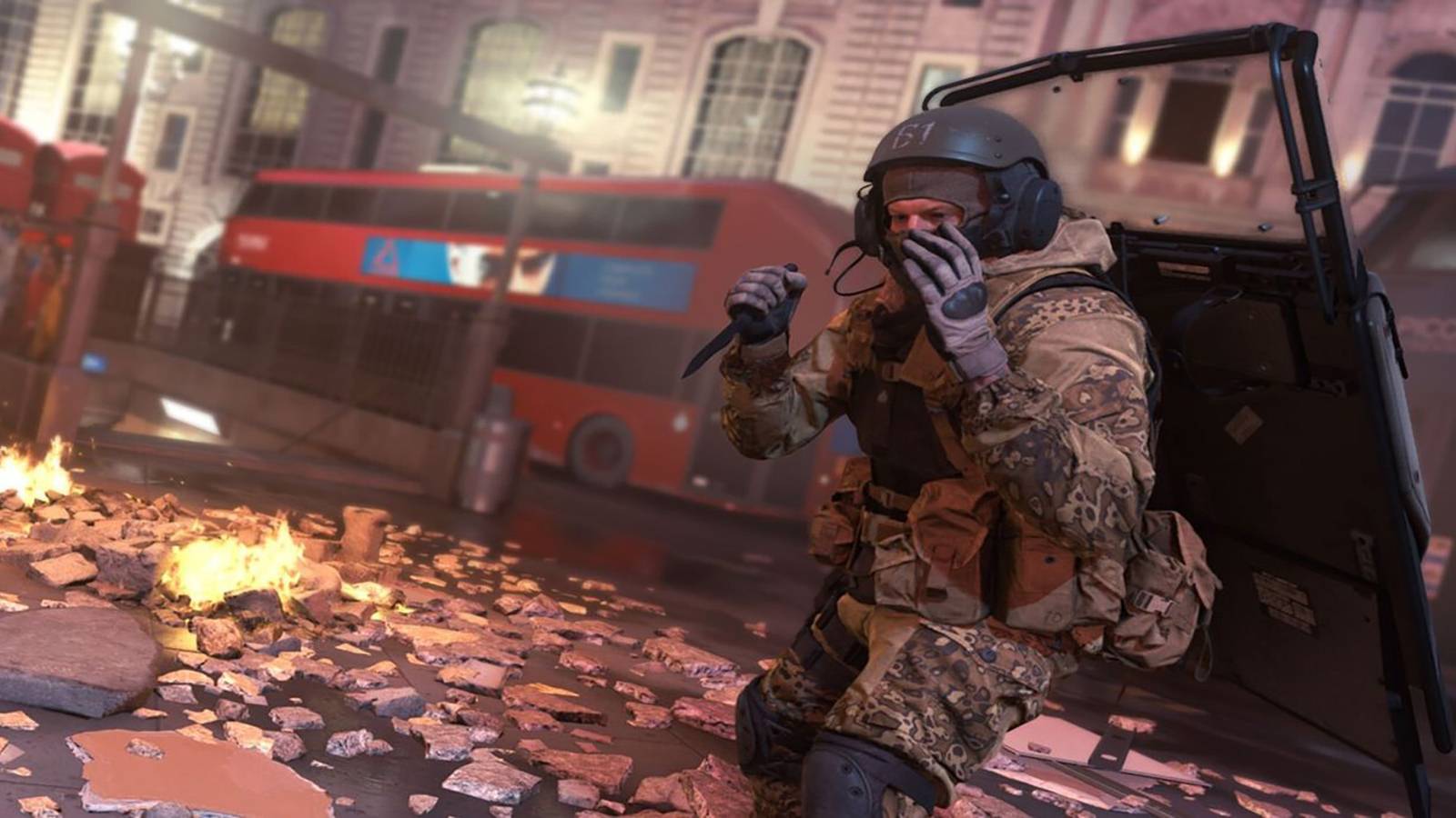 Call of Duty: Modern Warfare 2 Player Swarmed by Riot Shield Players at ...