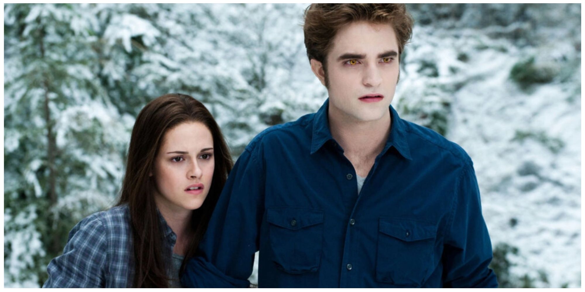 Bella Swan and Edward Cullen in Twilight Eclipse