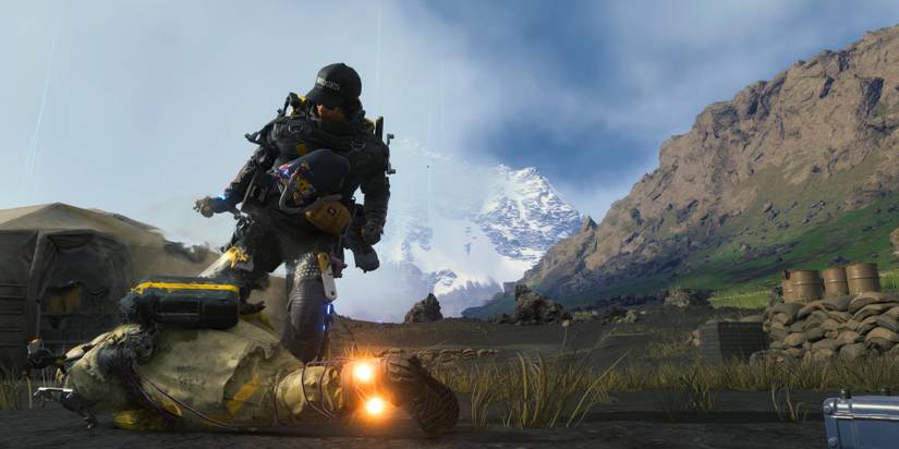 Death-Stranding-Sam-Pounding-MULE