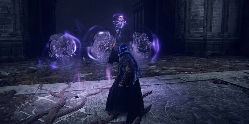 A mage casting spells in Elden Ring