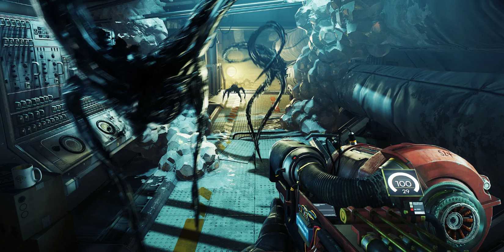 Fighting enemies in Prey