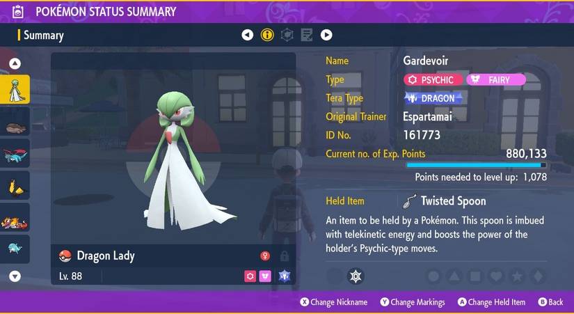 Gardevoir Twisted Spoon