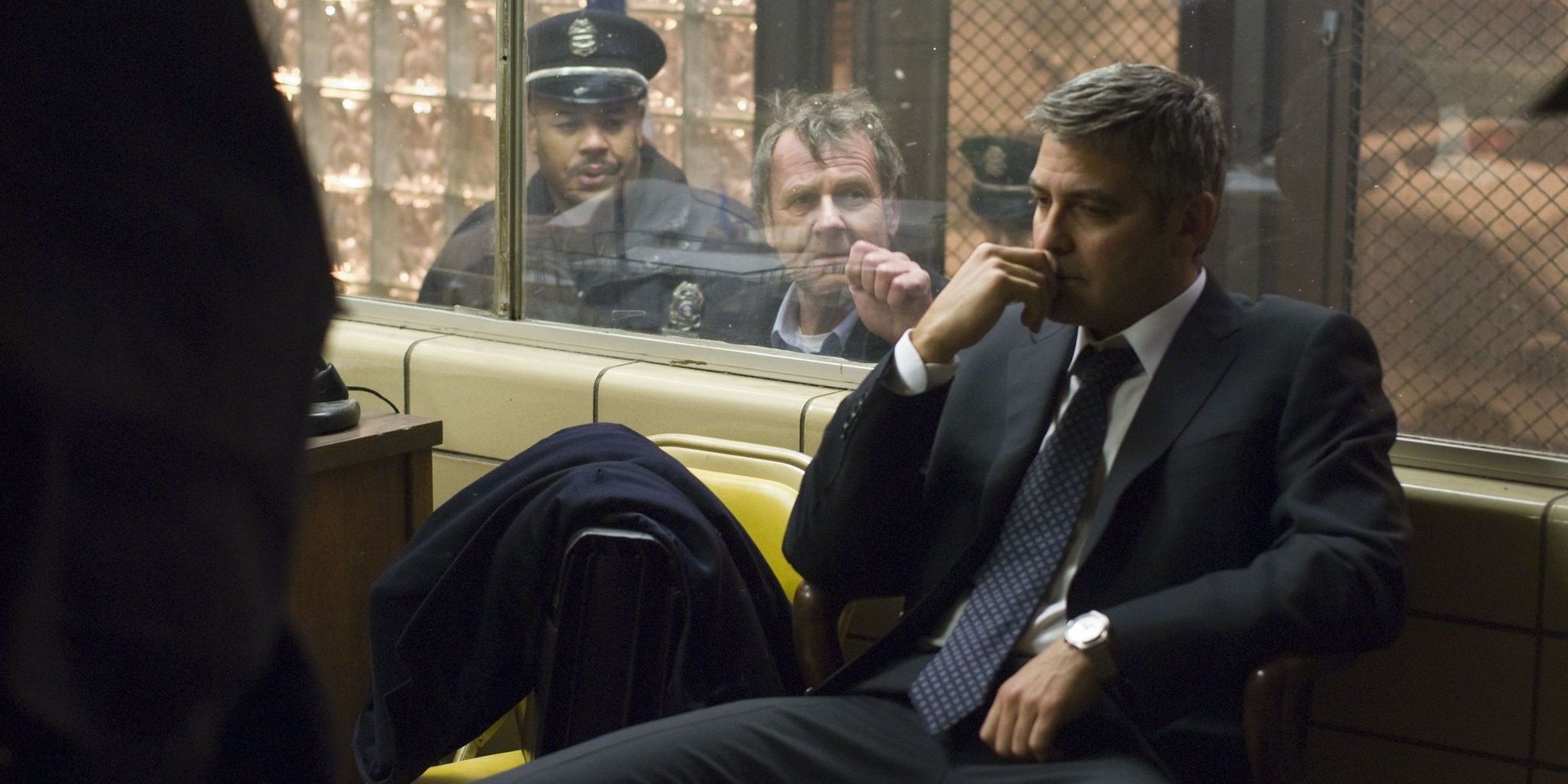 George_Clooney_in_a_police_station_in_Michael_Clayton