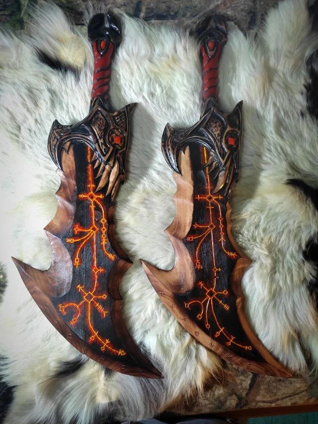 God of War Fan Makes Incredible Replica of Blades of Chaos