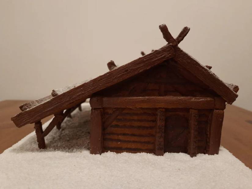 God of War Kratos Cabin 2