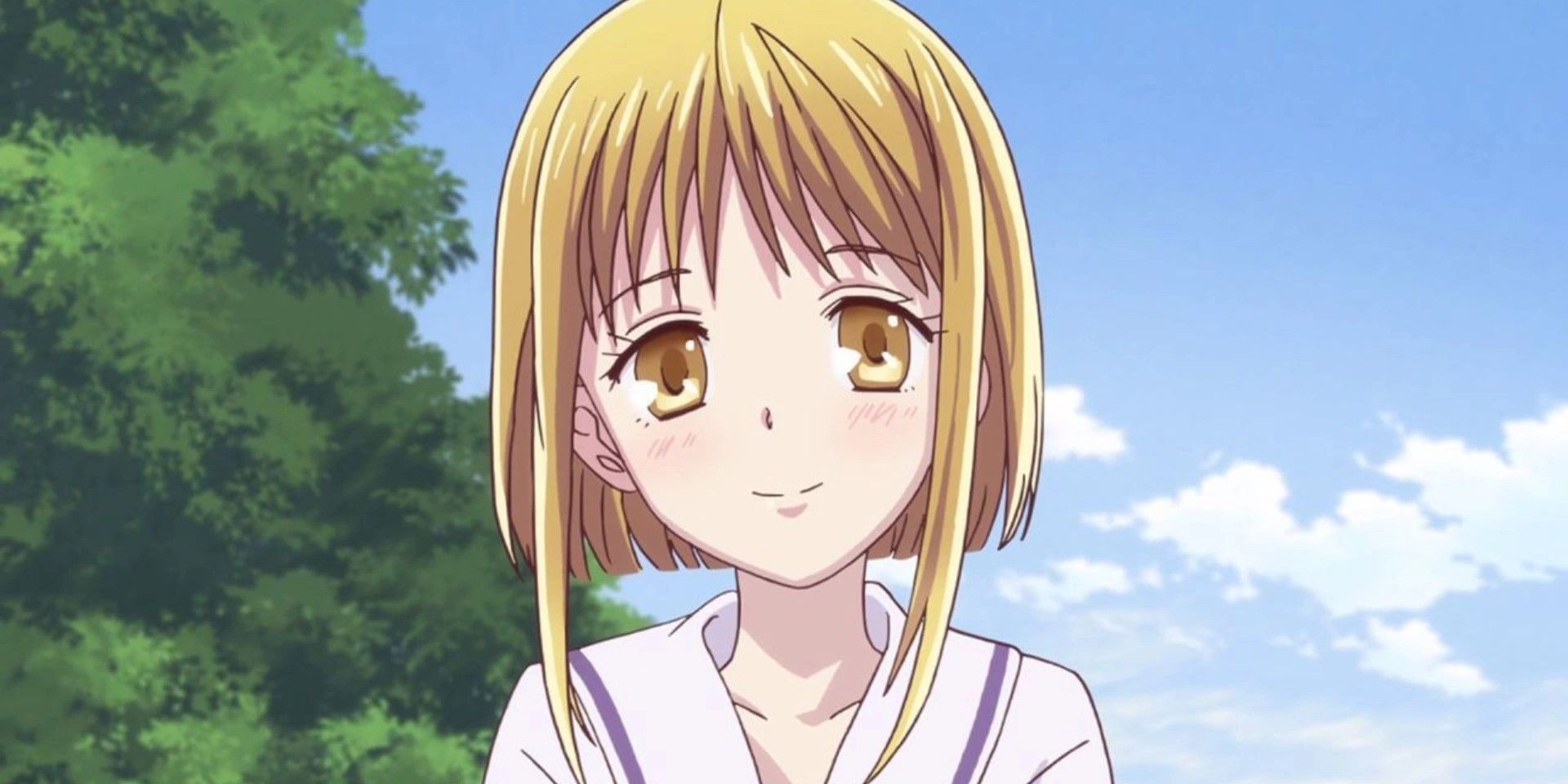 Kisa Sohma from Fruits Basket standing outside