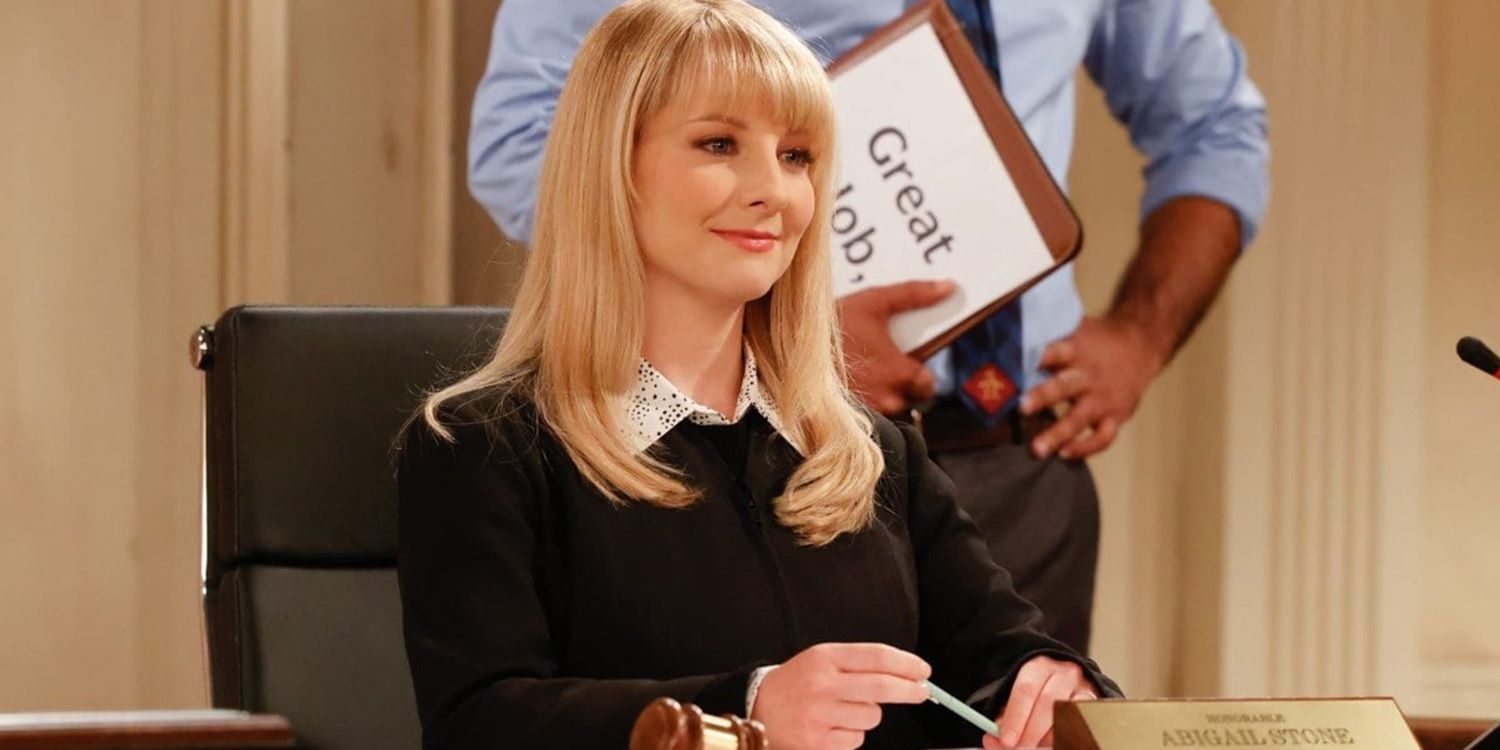 Melissa_Rauch_as_Abby_Stone_in_Night_Court