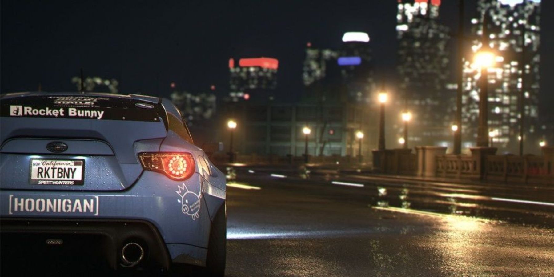 Players looking at the skyline in Need for Speed 2015