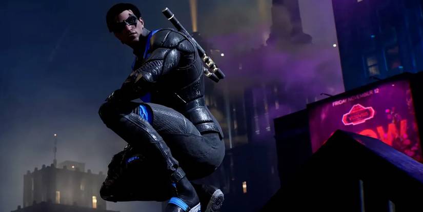 Nightwing with strapped weapons in Gotham Knights