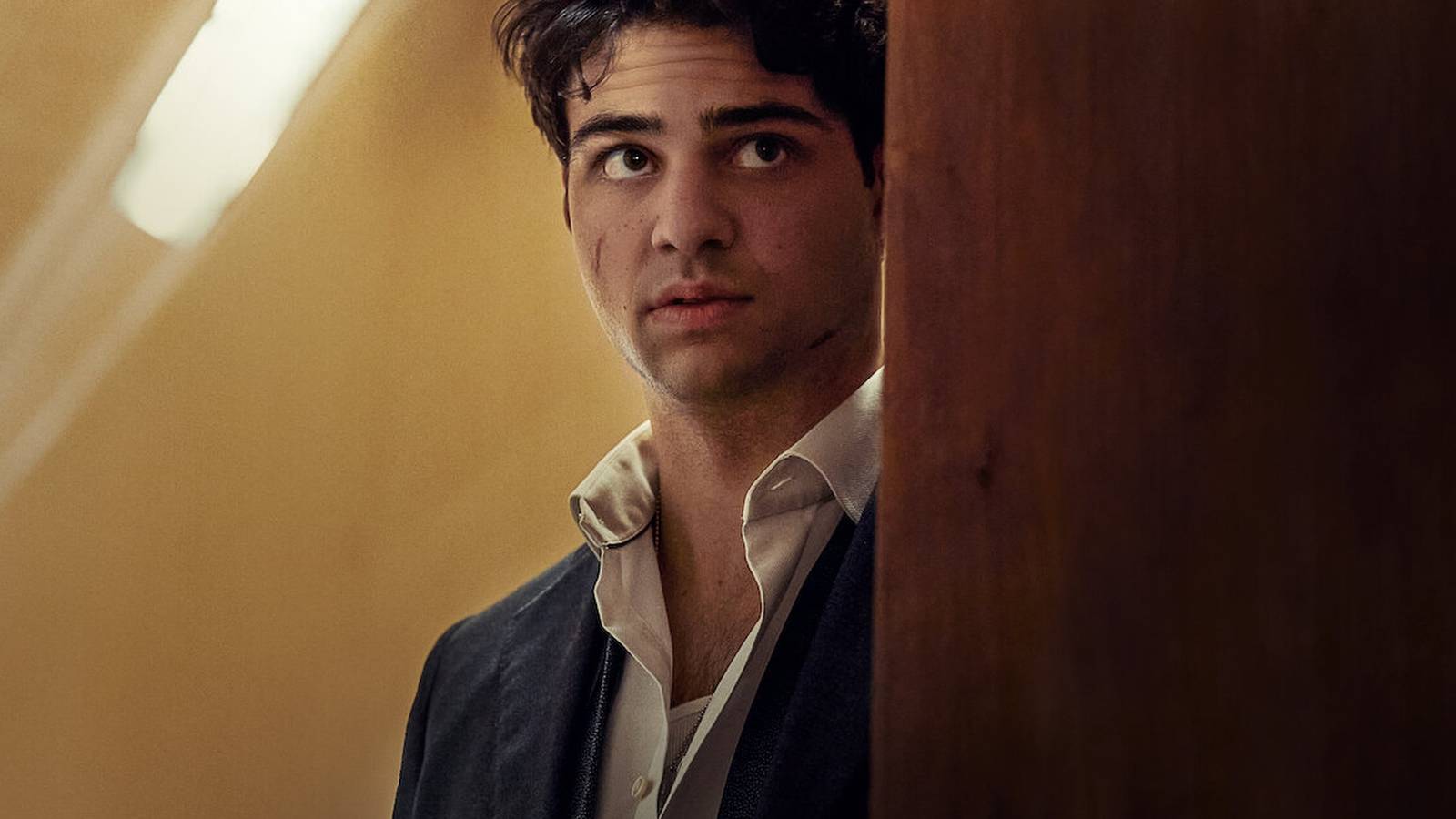 The Recruit Season 2 Noah Centineo