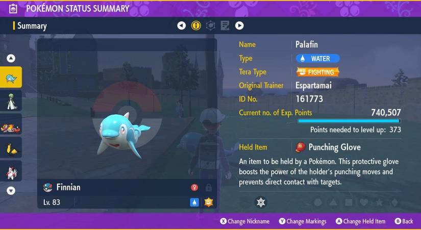 Palafin holding Punching Glove