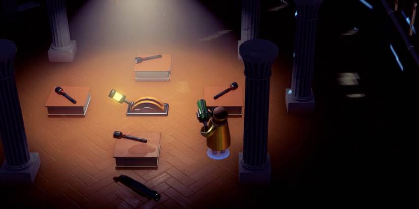 Player picks up a weapon before turning on the lights