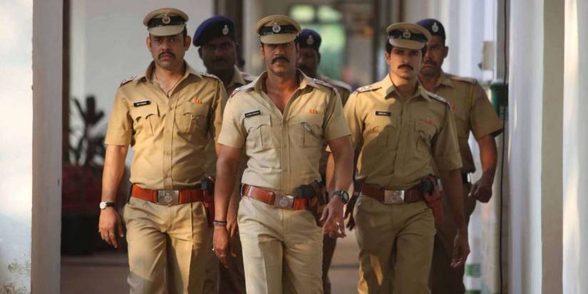 A group of police officers along with Bajirao Singham in Singham