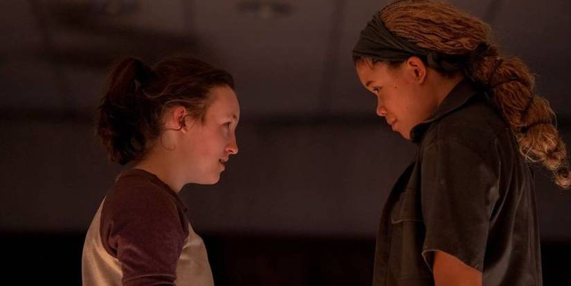 bella-ramsey-ellie-storm-reid-riley-kiss-the-last-of-us-left-behind-episode-7