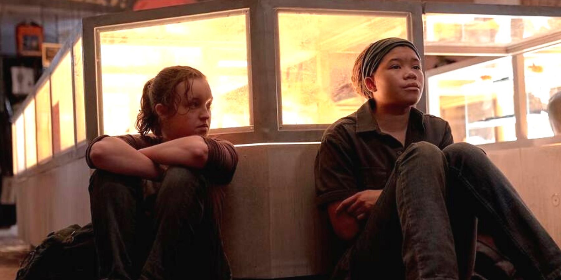 Ellie and Riley in The Last of Us.