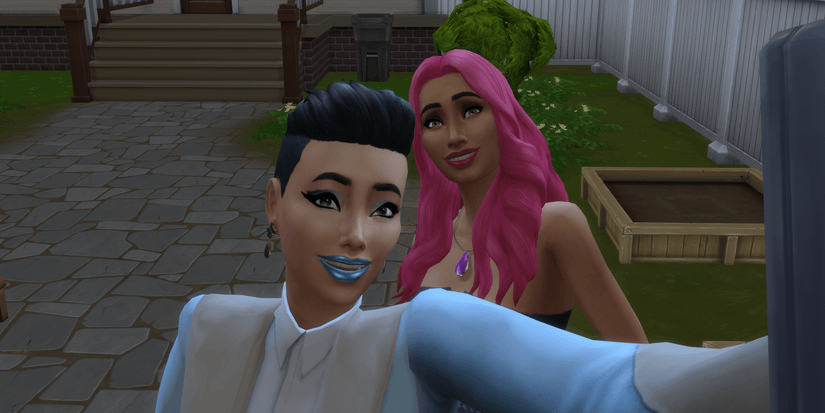 The Sims 4 sims taking a selfie