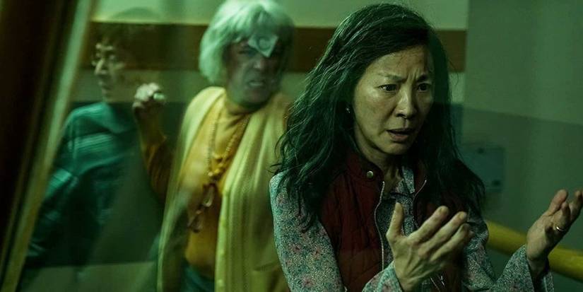 diedre-jamie-lee-curtis-evelyn-michelle-yeoh-Everything-Everywhere-All-at-Once