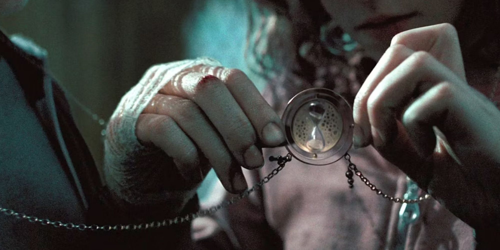 Harry Potter Plot Holes That The Movies Fixed The Time Turner