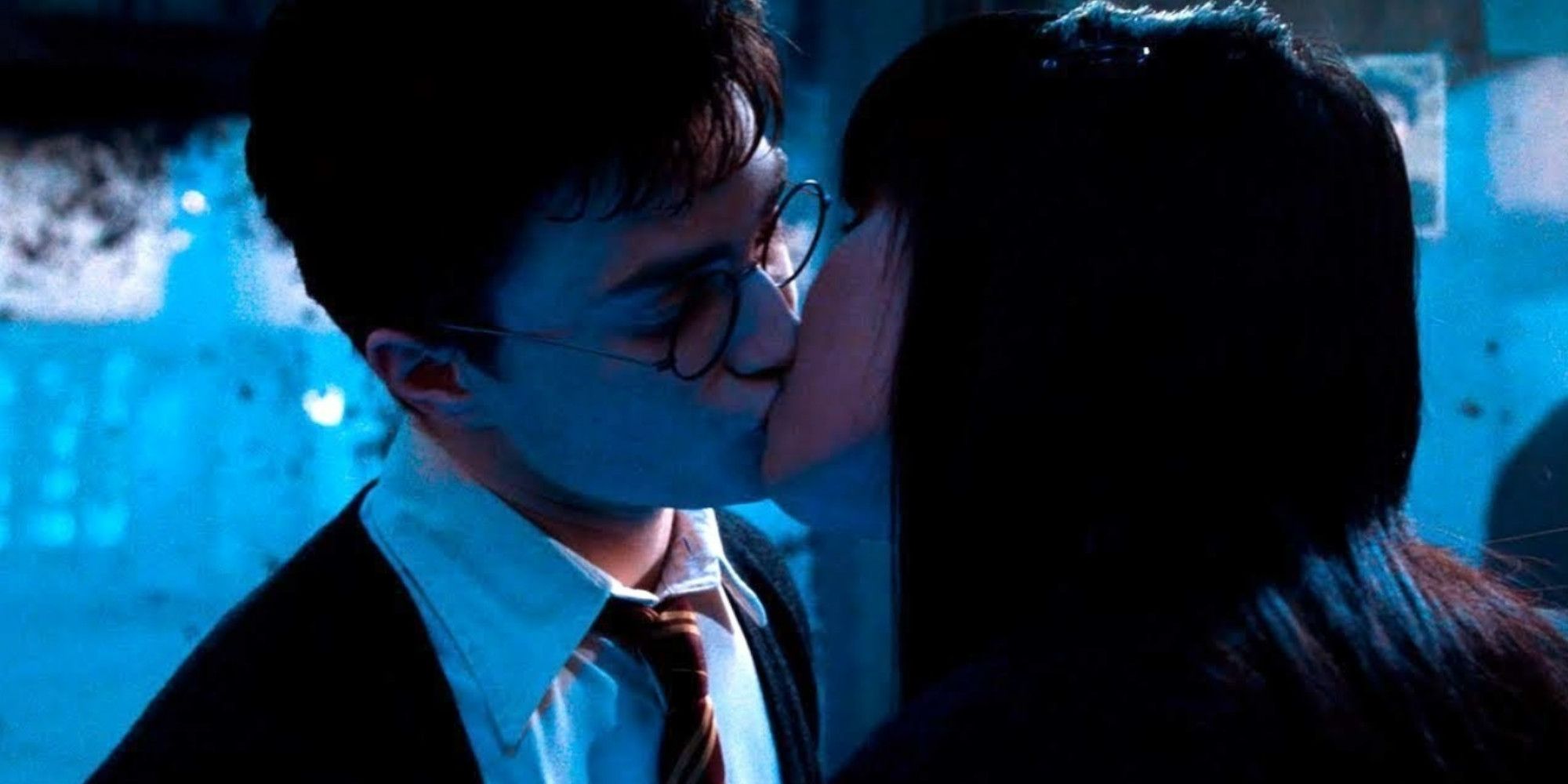 Harry Potter Scenes That Are Better In The Books Than The Movies Harry and Cho Kiss