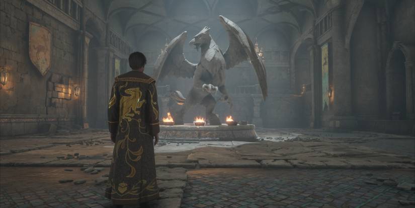 The Hippogriff Marks the Spot statue in Hogwarts Legacy