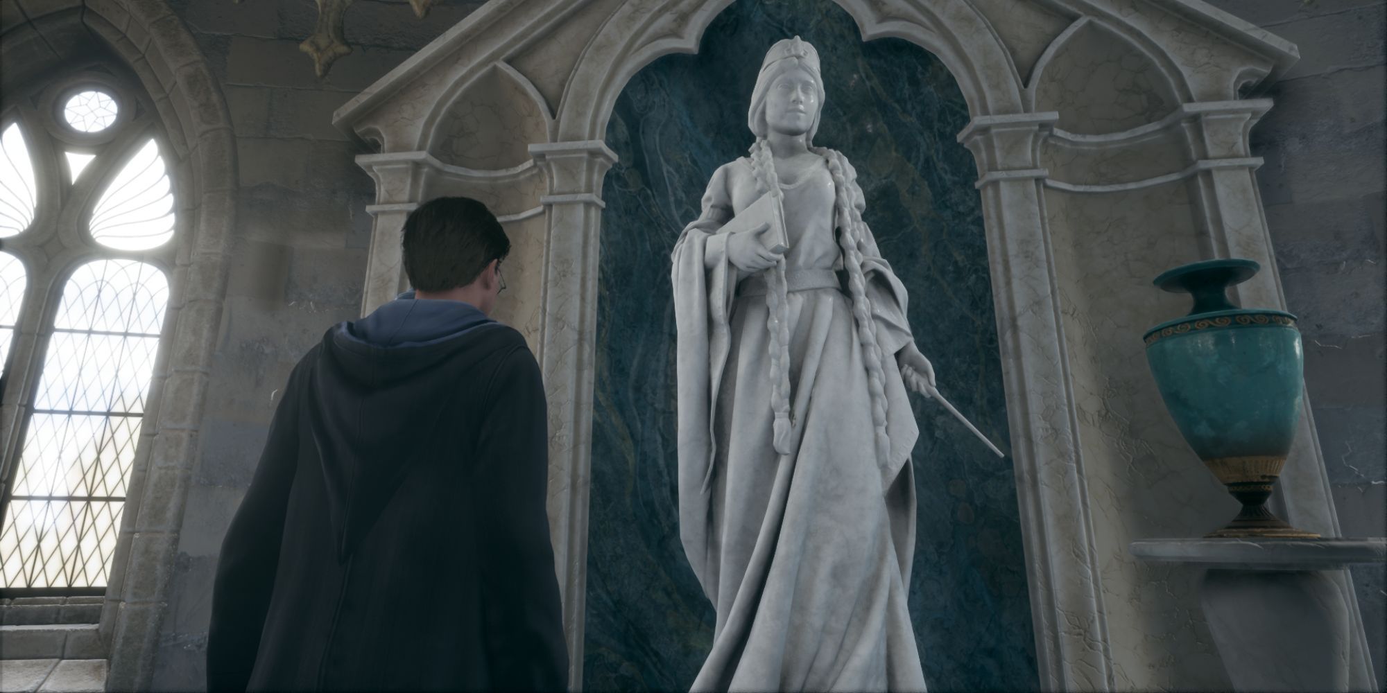 Hogwarts Legacy Statue of Rowena Ravenclaw
