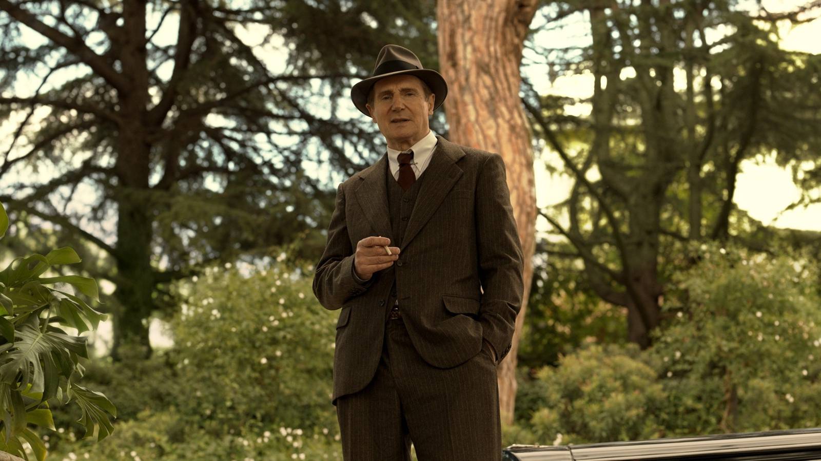 marlowe-movie-liam-neesons Cropped