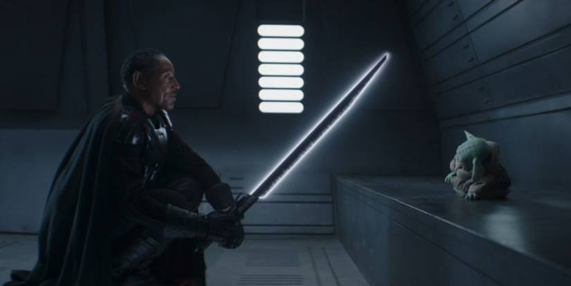 moff-gideon-giancarlo-esposito-grogu-star-wars-the-mandalorian-darksaber
