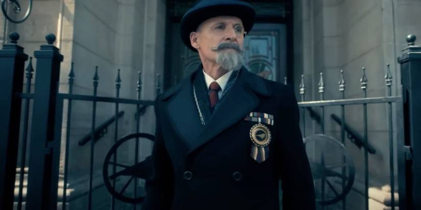 reginald-hargreeves-umbrella-academy Cropped