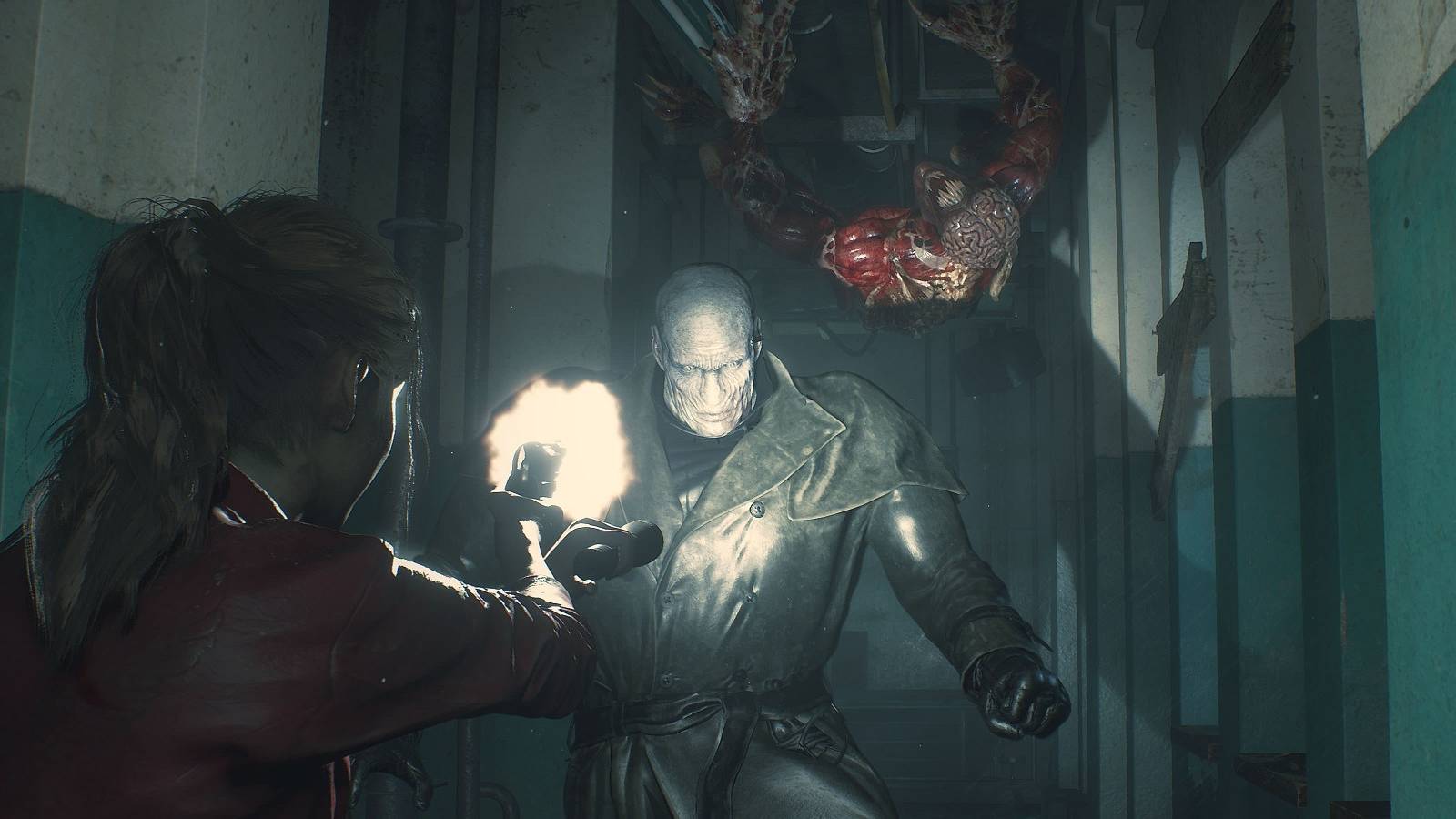 Mr X encounter and a licker in the Resident Evil 2 Remake 
