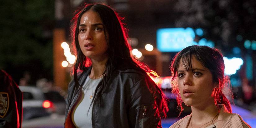 Sam (Melissa Barrera) and Tara (Jenna Ortega) in Scream 6