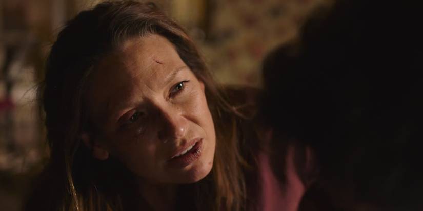 Tess talking to Joel In HBO's The Last of Us.