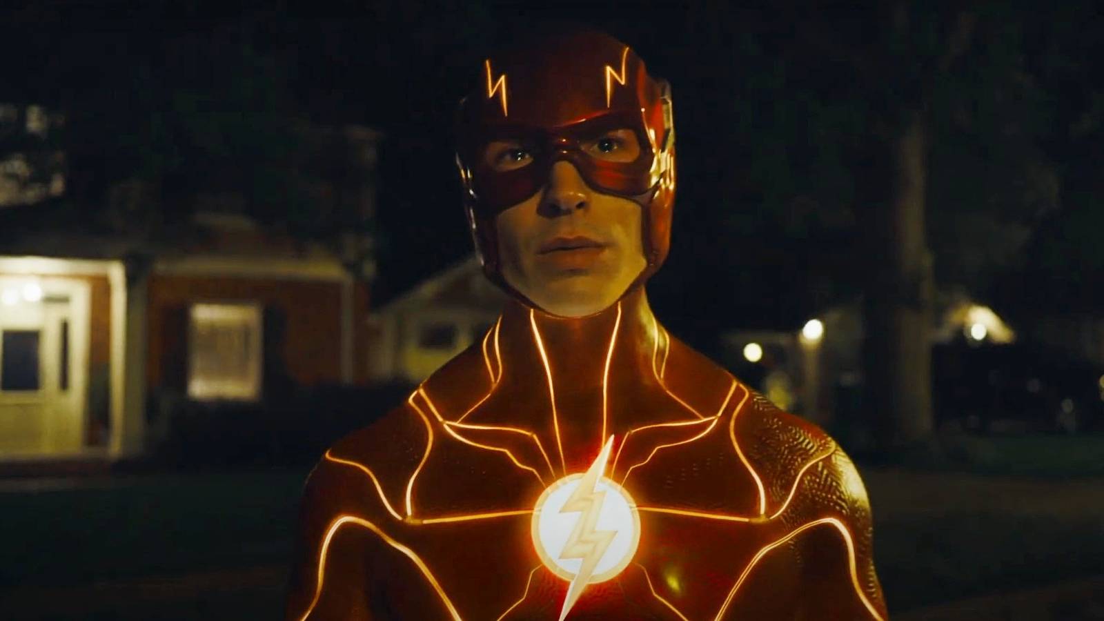 Ezra Miller costume in The Flash Trailer close-up