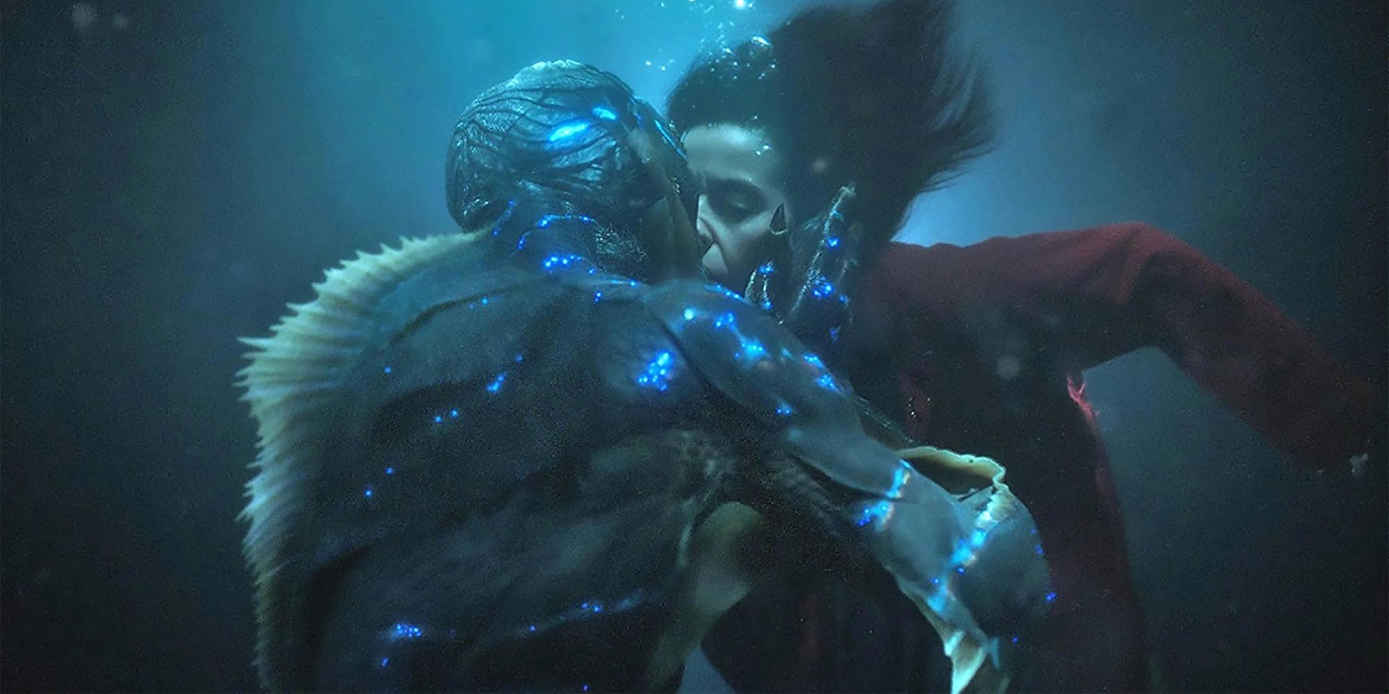 Amphibian man and Eliza in The Shape of Water