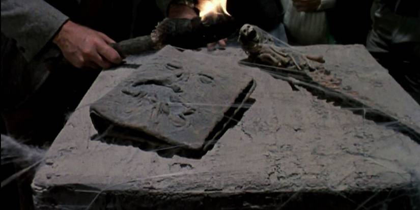 The_Necronomicon_in_The_Evil_Dead