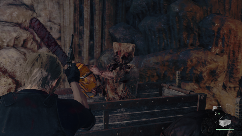Resident Evil 4 Remake Mine Cart Chainsaw Villager