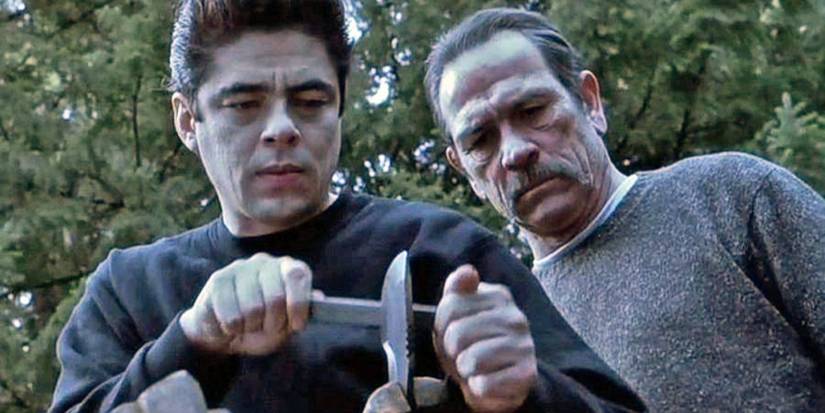 Benicio-Del-Toro-and-Tommy-Lee-Jones-Training-Scene-in-The-Hunted