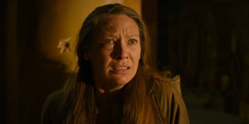 Tess scared of an Infected in The Last of Us.