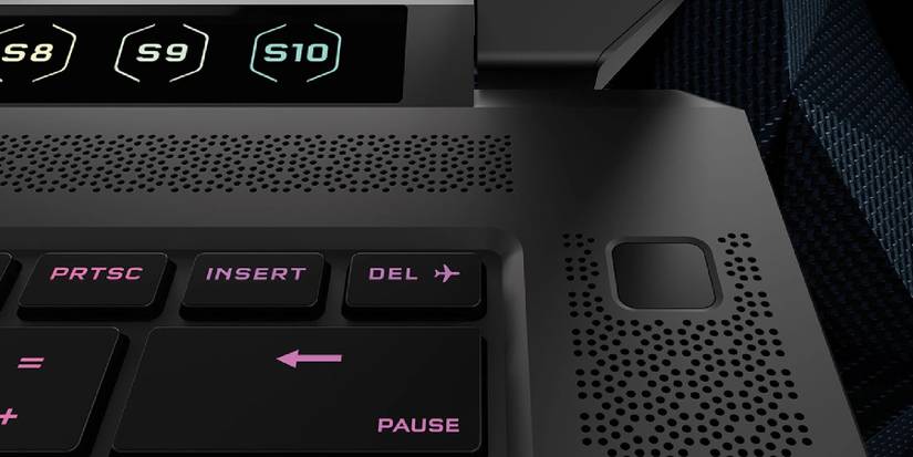 Corsair Voyager a1600 IO and Feature Set